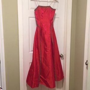 Precious formals prom dress